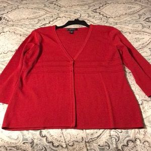 Red three-quarter sleeve sweater